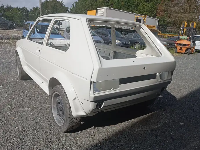 Volkswagen Golf 1 Oettinger blanche vue arrière
